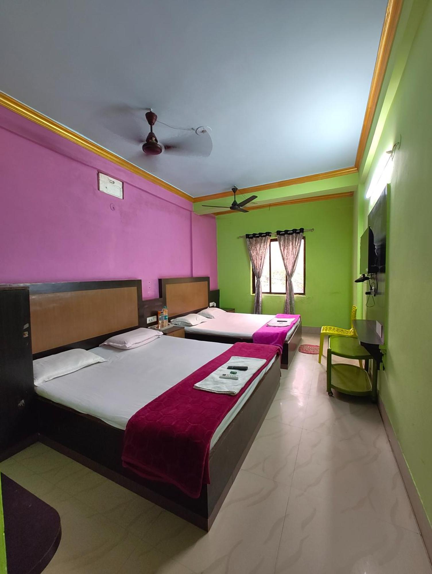 Goroomgo Samrat Palace Puri Near Sea Beach With Parking Facilities - Restaurant Available - Couple Friendly Ngoại thất bức ảnh
