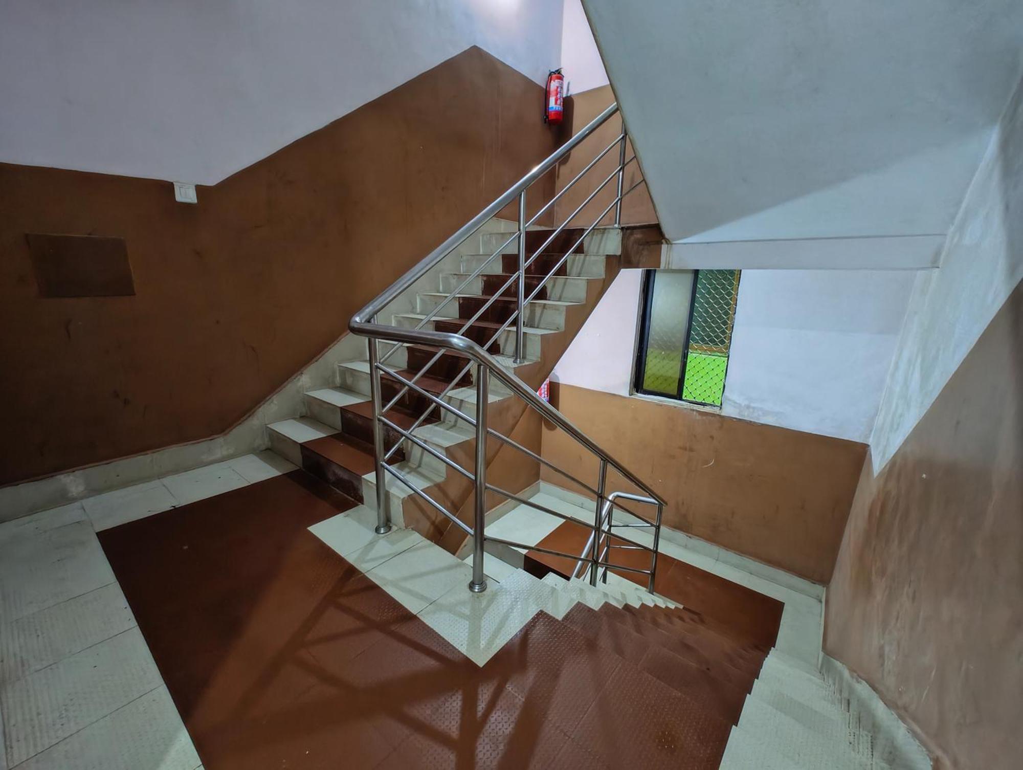 Goroomgo Samrat Palace Puri Near Sea Beach With Parking Facilities - Restaurant Available - Couple Friendly Ngoại thất bức ảnh